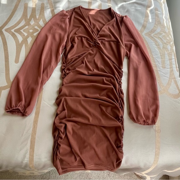 Elegant Brown Dress - Picture 6 of 10